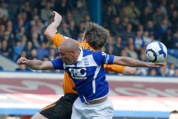 尤其是在背 尤其是在背