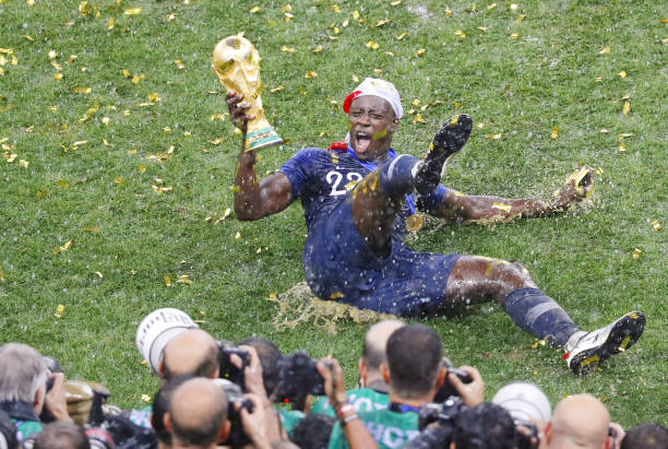 通过积极介 通过积极介